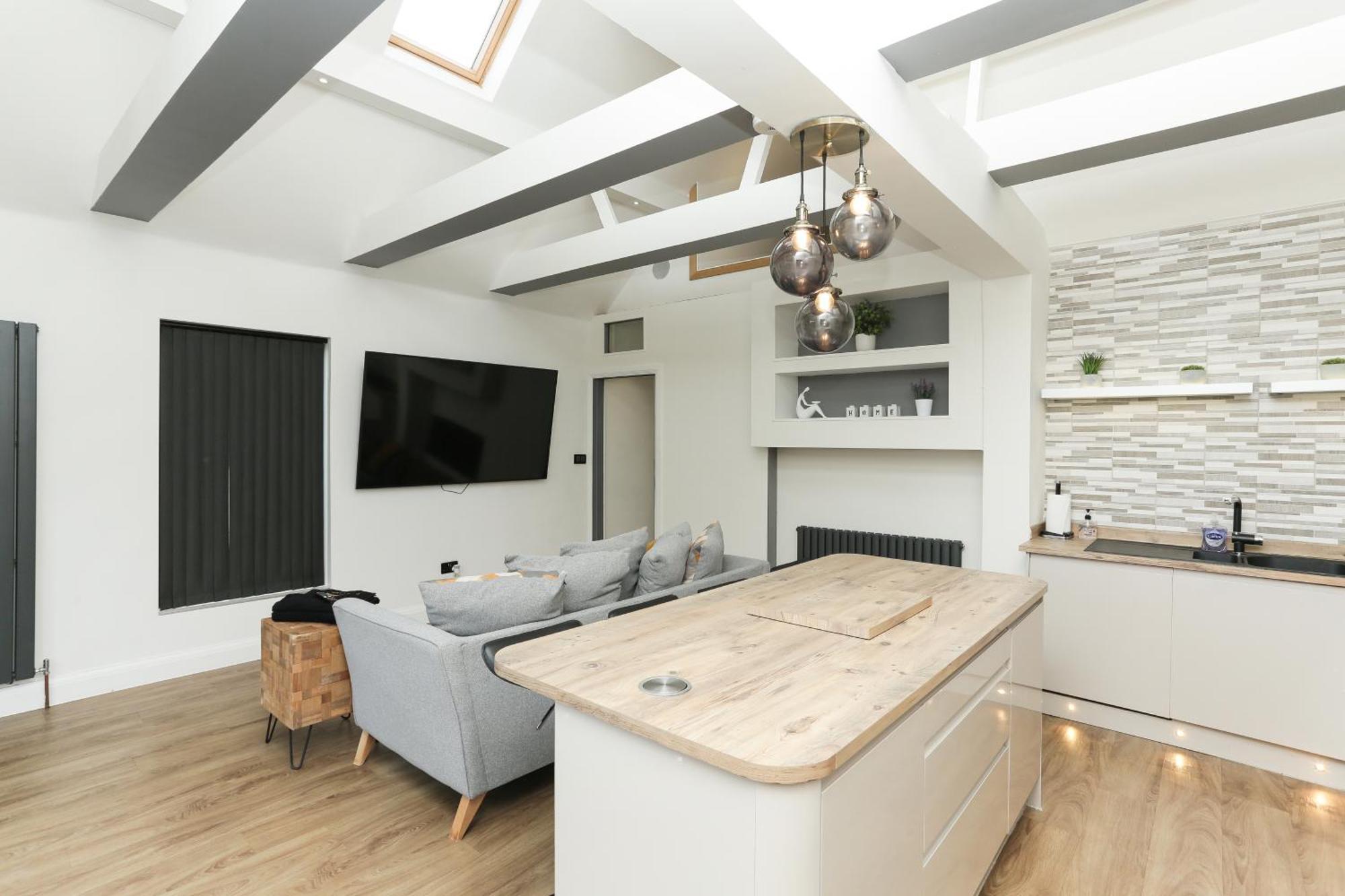 The Broadway Beach House With Hot Tub Herne Bay Eksteriør billede