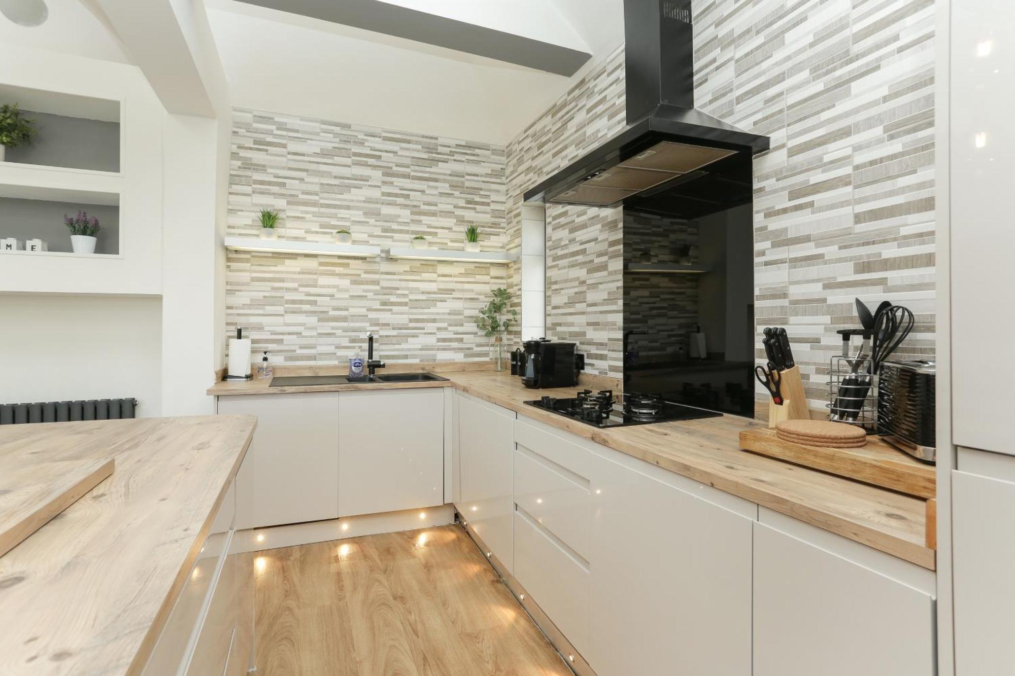 The Broadway Beach House With Hot Tub Herne Bay Eksteriør billede
